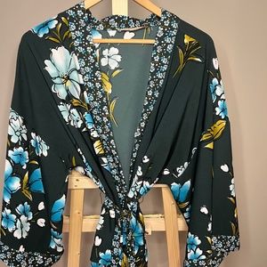 LOFT floral kimono - size M